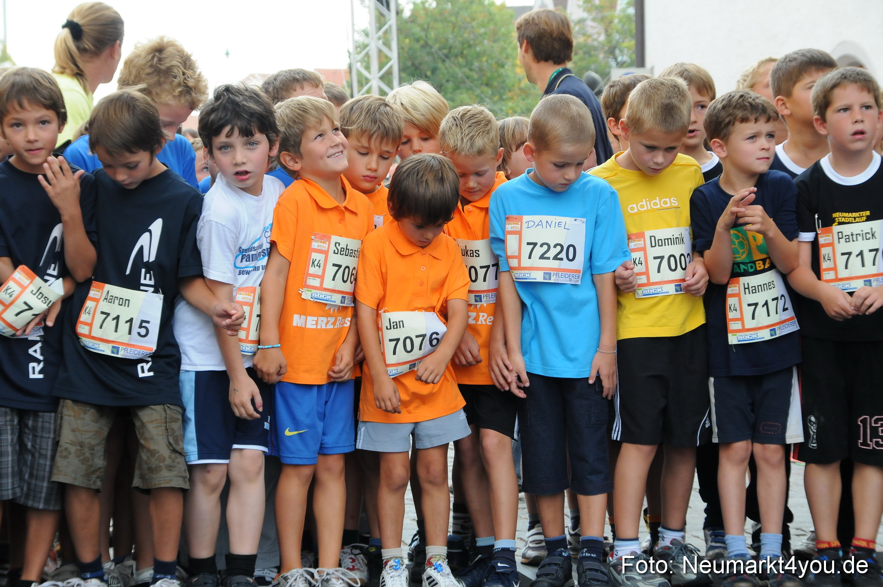 0053 Stadtlauf Neumarkt Bambinilaeufe 200909